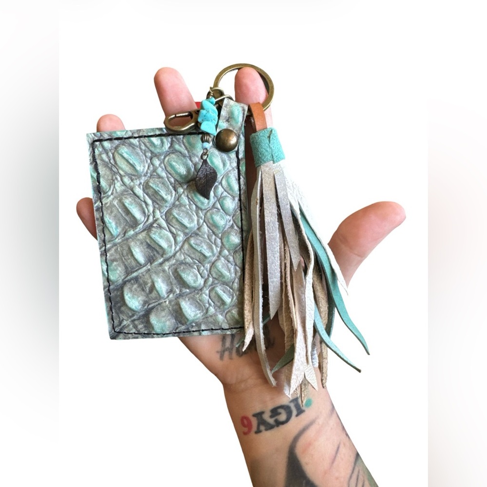Artisan Handmade Western Southwest Leather Card Holder Turquoise Gator Wallet